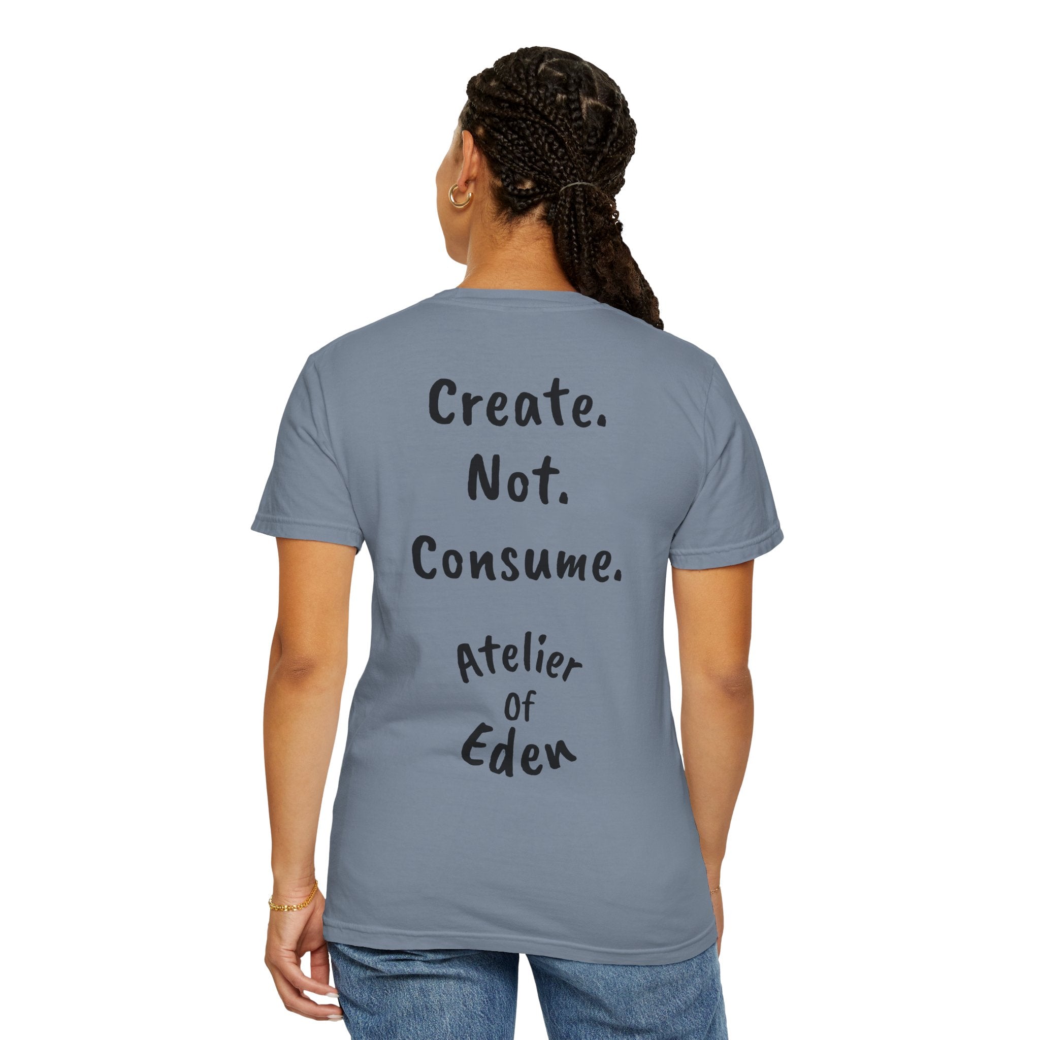 "Be Creative." Unisex T-Shirt